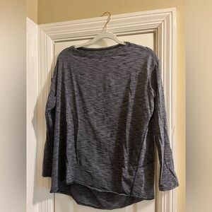 Lululemon “Back in Action” Top - Size 8 - Like New!